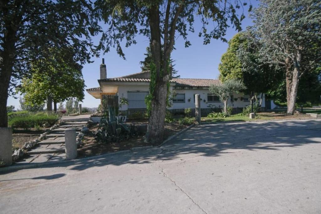 El Chalet De Gloria Santa Marta de Tormes Luaran gambar